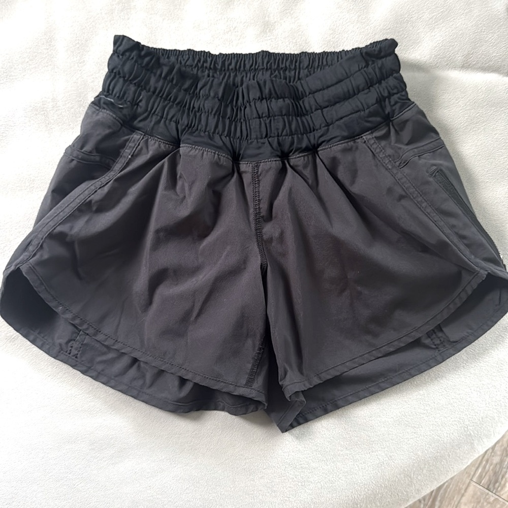 Lululemon black running shorts size 4